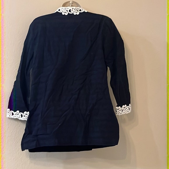 ⭐️ Bogo ⭐️🎈Talbots S long sleeves white lace trim black top blouse - Picture 2 of 9